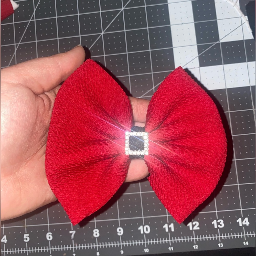 Hair bow